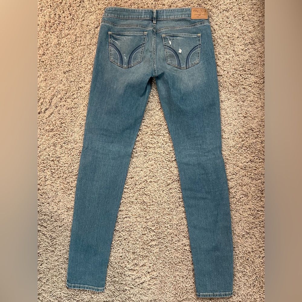 Hollister Skinny Jeans - Size 7R - Picture 6 of 9